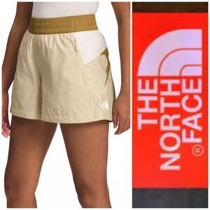 THE NORTH FACE - NWT - L Sz S - Woman’s X Shorts. WindWall Tech/Water Repellant